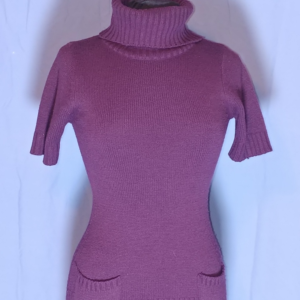 Short sleeve sweater dress